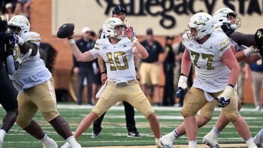 Georgia Tech Scrapes Past Wake Forest in a Tight 30-29 Win