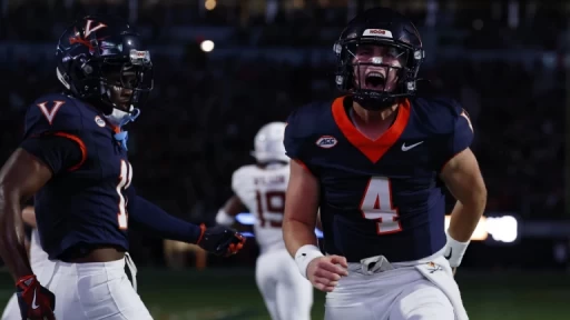 Chandler Morris Leads Virginia Against Undefeated Louisville