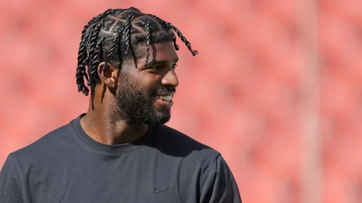 Browns QB Shedeur Sanders Gives Puzzling Pantomime Presser