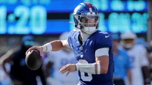 Giants Face Saints: Can Dart Take Care of Business as Favorite?