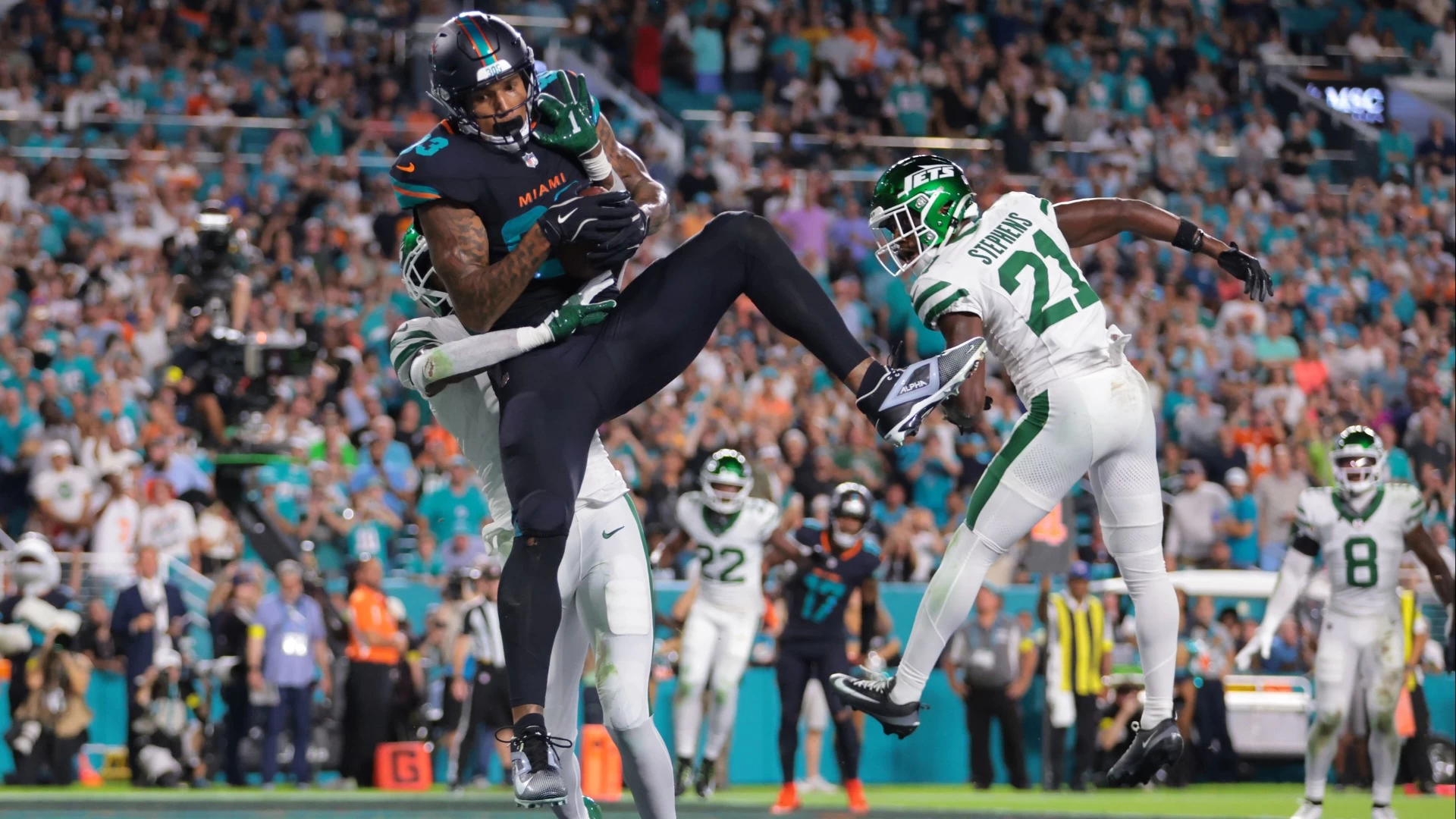 Fantasy Football Insights: Waller vs. Andrews Analysis