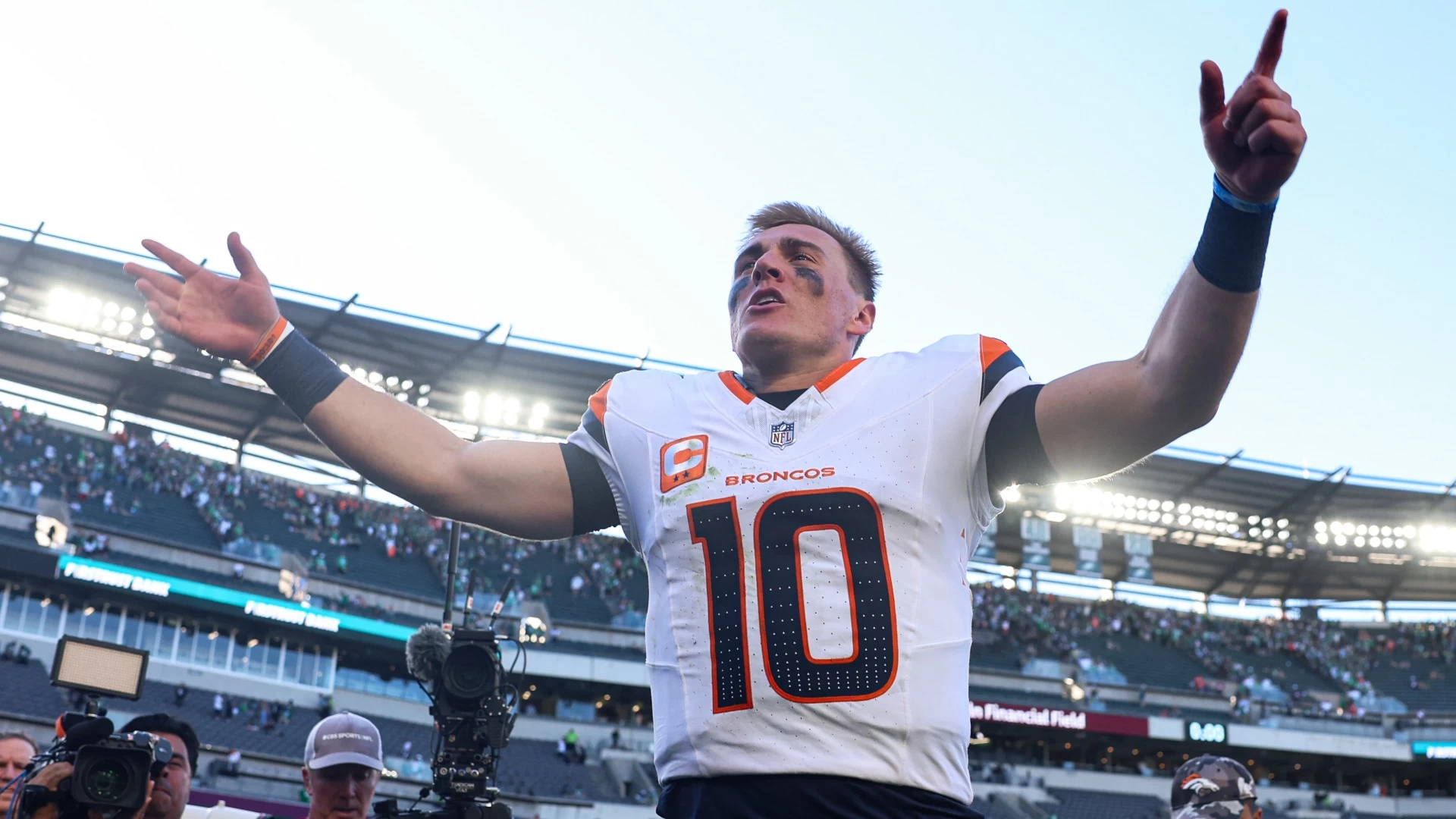 Broncos Stage Remarkable Comeback Victory Over Eagles