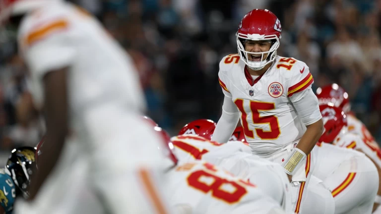 Patrick Mahomes Shines Despite Narrow Loss vs. Jaguars