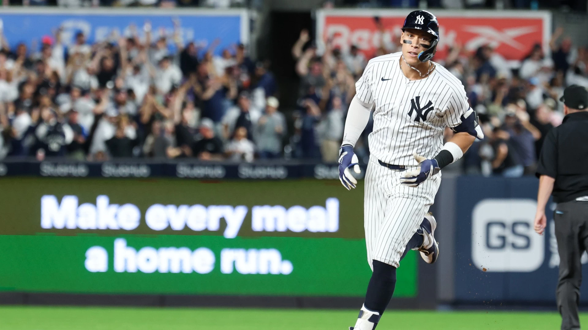 Yankees Complete Epic Comeback to Extend Series vs. Blue Jays