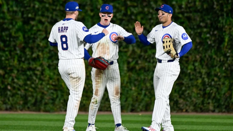 Cubs Narrowly Beat Brewers 4-3 in Tight Matchup to Force Game 4