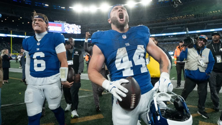 Giants Triumph Over Eagles in Stunning 34-17 Victory