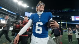 Giants Stun Eagles: Rookie Heroics Save Jobs & Season