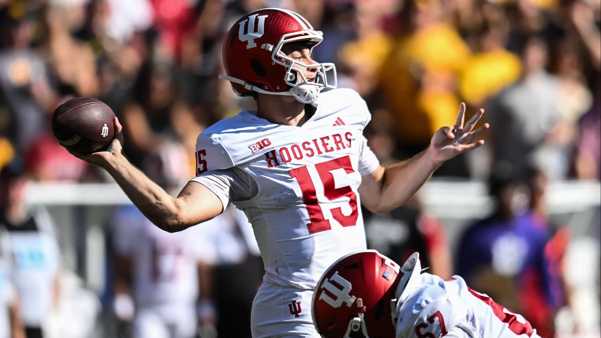 Indiana vs. Oregon Football Predictions & Game Outlook