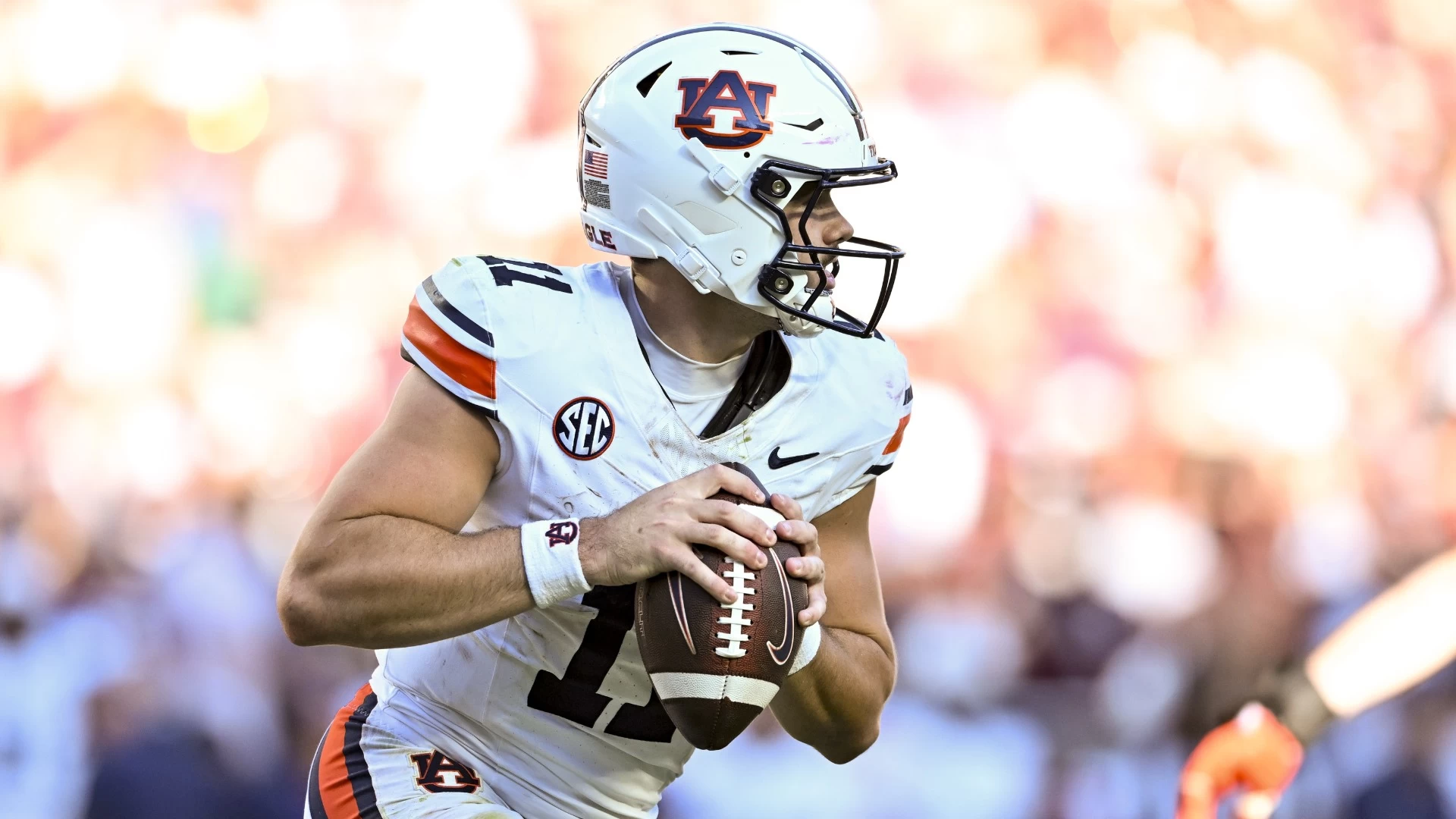 Auburn Faces Tough Challenge Against Georgia Bulldogs