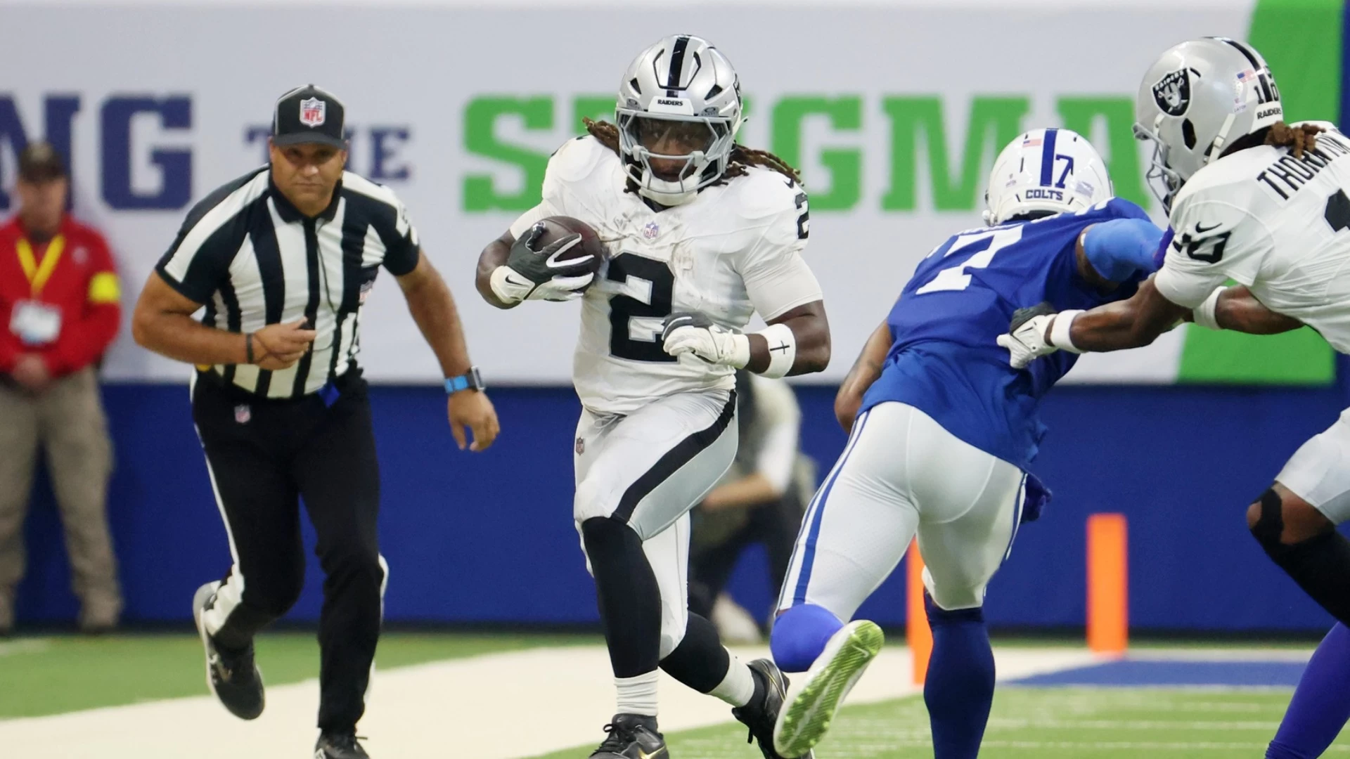 Ashton Jeanty's Rushing Odds Against Titans: Over/Under