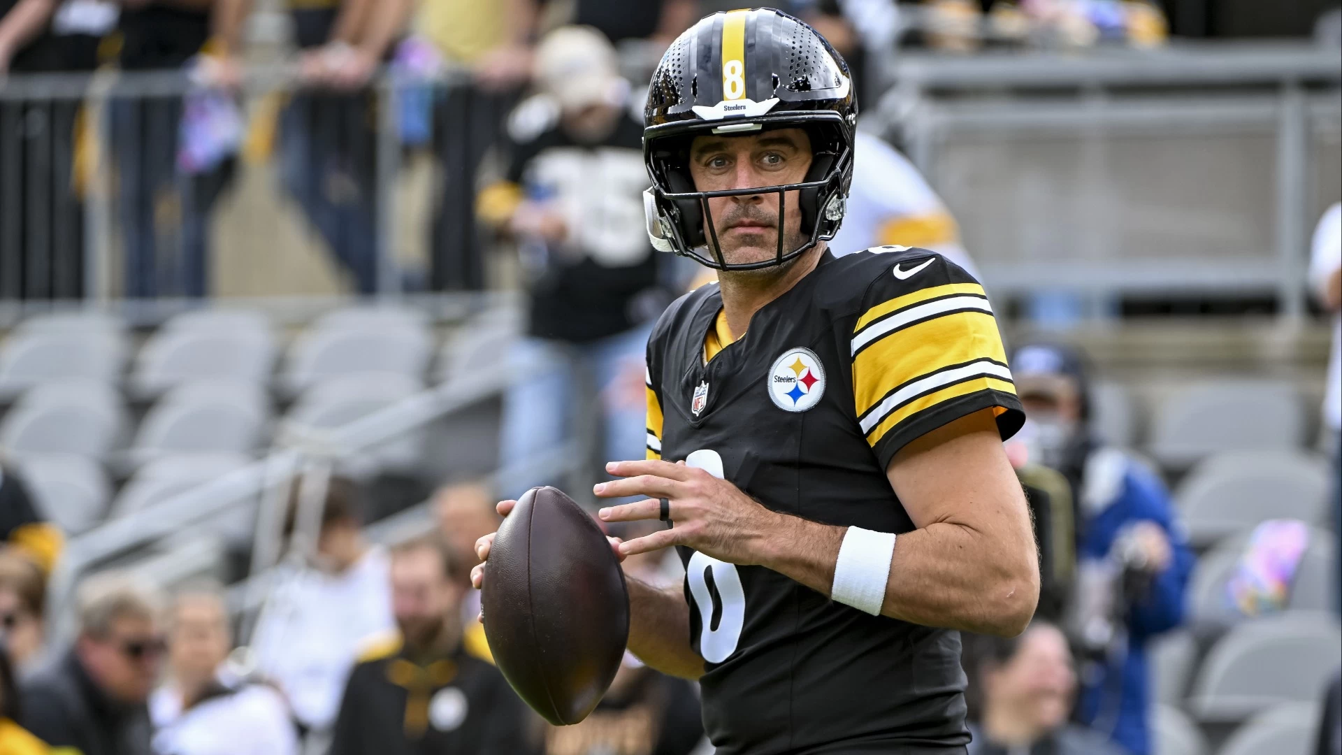 Pittsburgh Steelers Now Leading Favorites in the North