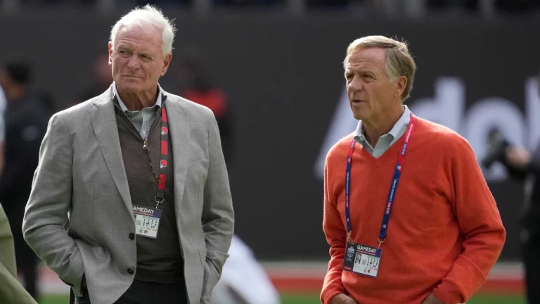Cleveland Browns Drama: Owner's Family Sideline Controversy