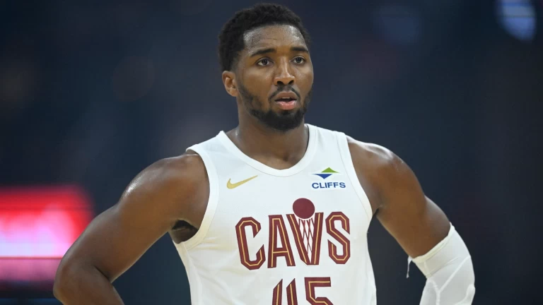 Eastern Conference Odds Analysis: Cavs and Knicks Lead the Pack