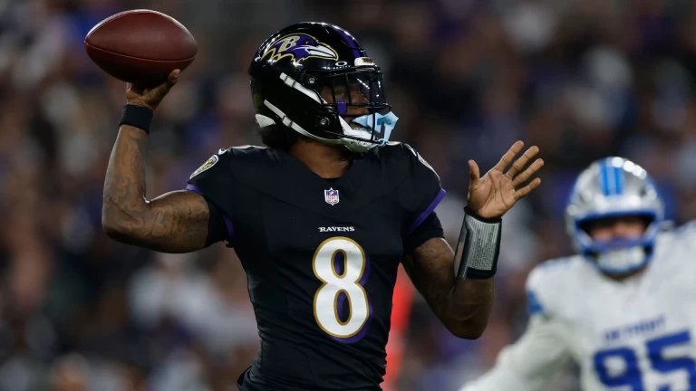 Bears vs. Ravens: Baltimore Hopeful for Lamar's Return