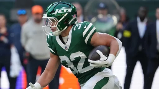 Boost Your Fantasy Roster: Isaiah Davis & Jaylin Noel Insights