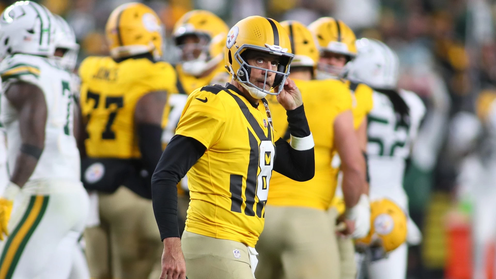 Steelers Struggle in Key NFL Matchup Against Packers