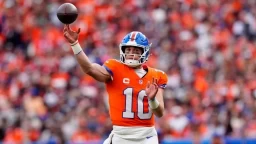 Cowboys Disappoint as Bo Nix Leads Broncos to Big Win