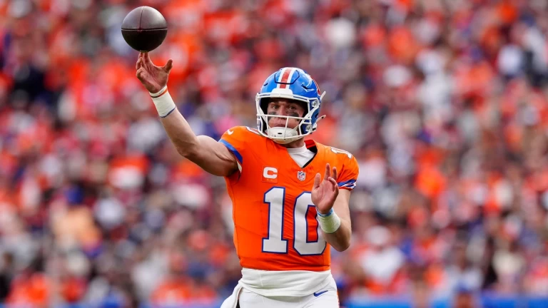 Cowboys Disappoint as Bo Nix Leads Broncos to Big Win