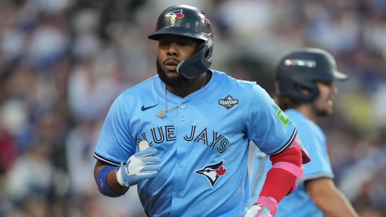 Vlad Guerrero Jr. Leads the Blue Jays to Huge Game 4 Win