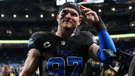 Aidan Hutchinson Bags Record NFL Deal as Top Edge Rusher