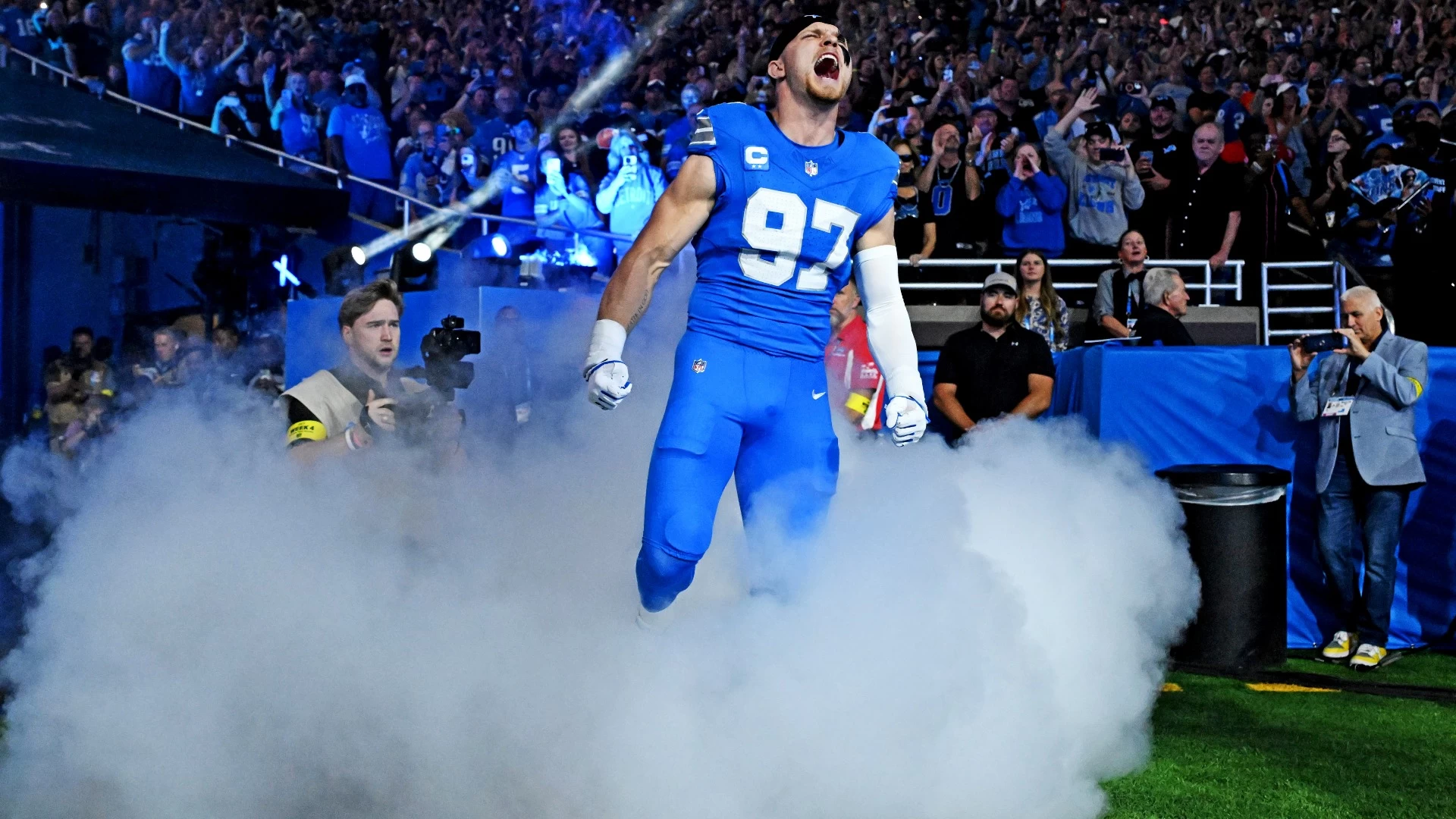 Aidan Hutchinson Signs $180M Lions Deal, Highest for Non-QB