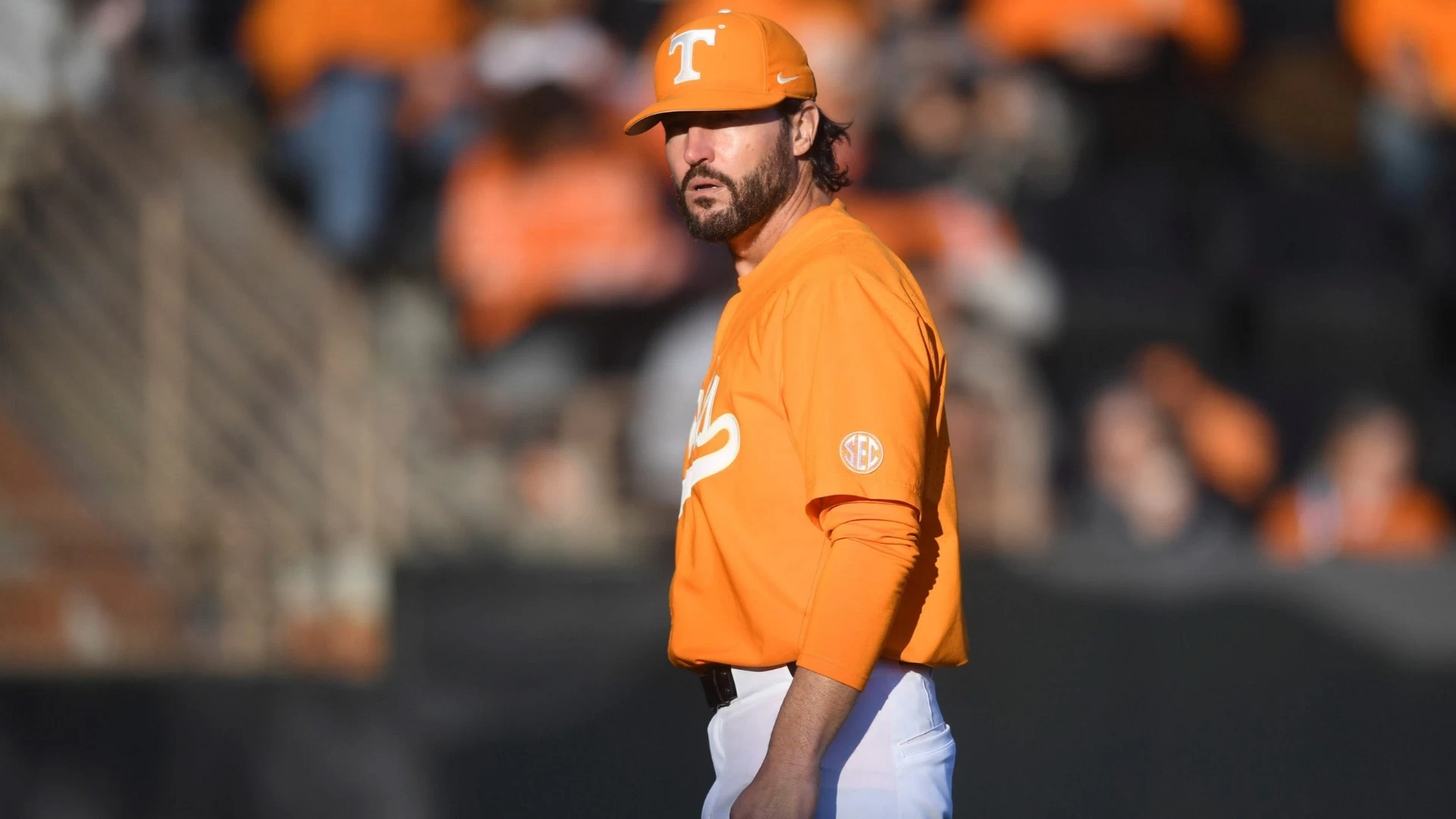 Tennessee Baseball Coach Becomes Giants Manager at 33