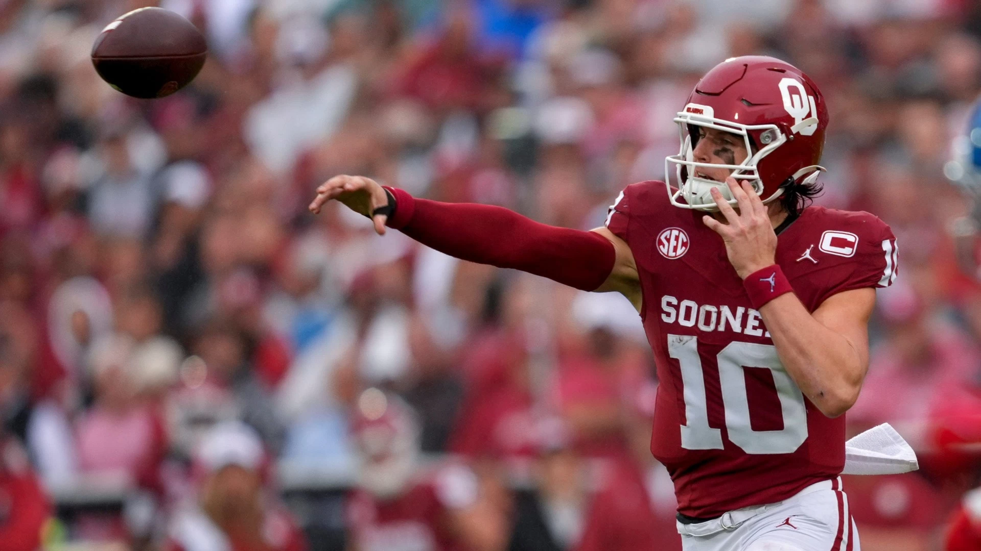 Oklahoma May Face Playoff Elimination Against Tennessee