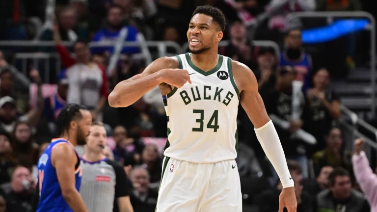 Bucks Favored by 6.5 Points vs. Pacers as Giannis Returns