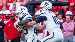 UMass vs. Akron College Football Showdown: Betting Odds & Tips