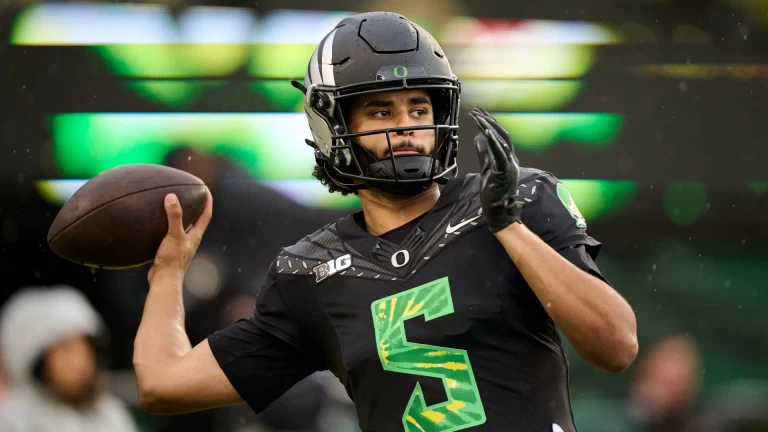 Oregon Faces Tricky Road Test vs. Iowa on Saturday