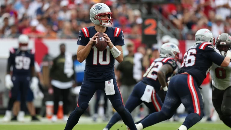 Patriots Defeat Buccaneers: Statement Win for New England