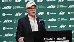 Jets Owner Woody Johnson Wants Report Card Ban After Criticism