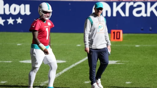 NFL Week 11 Preview: Commanders, Dolphins, Fantasy Insights