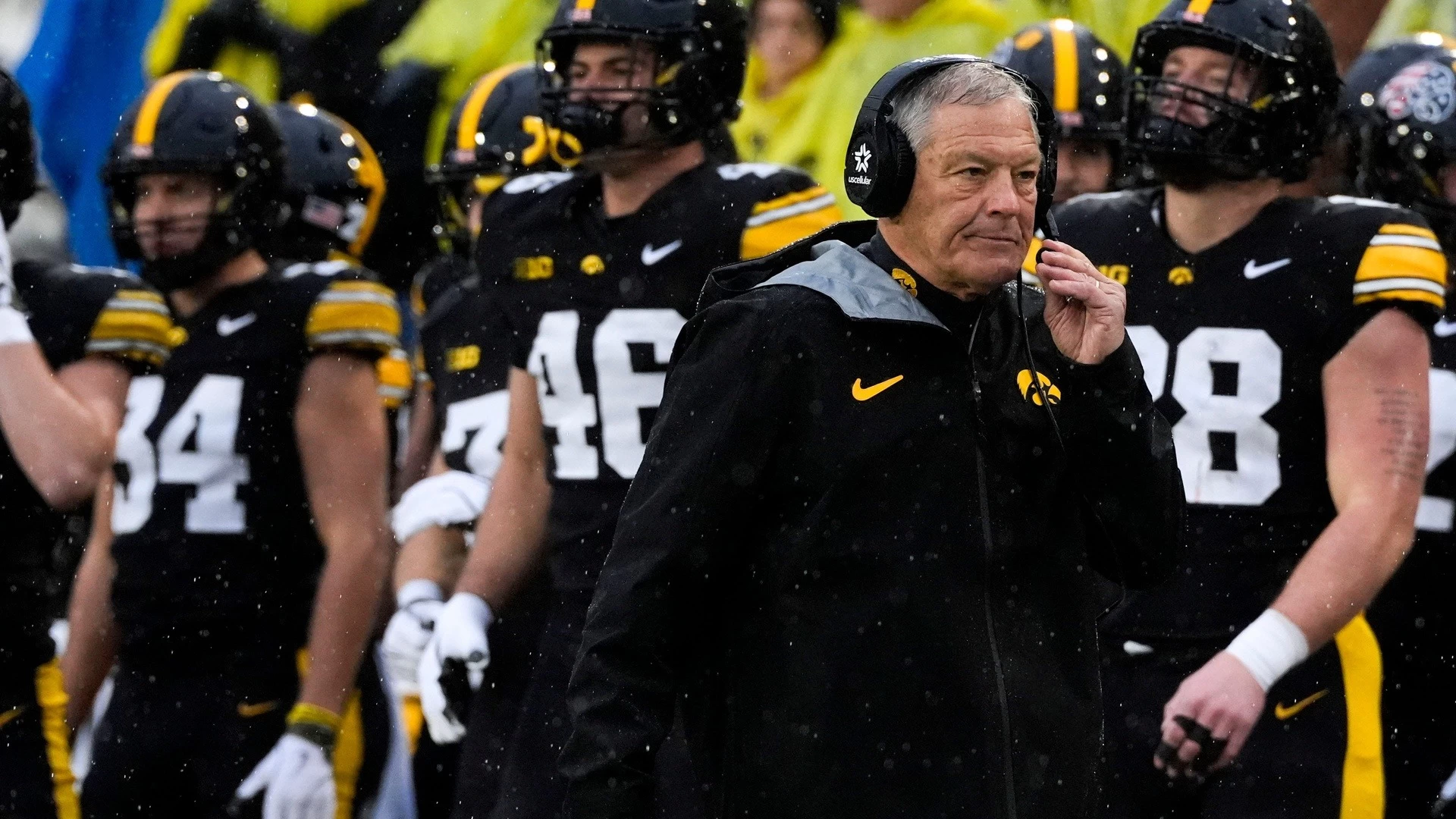 Iowa Faces USC Post-Oregon Loss: Big 10 Football Analysis