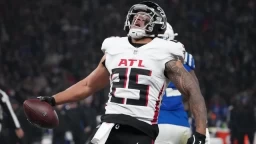 Fantasy Football Insights: Ideal RB and WR Waiver Picks