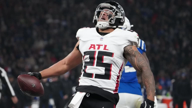 Fantasy Football Insights: Ideal RB and WR Waiver Picks