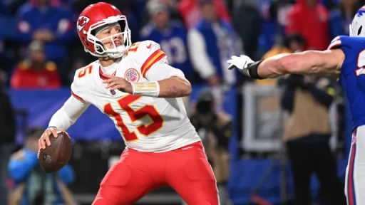 NFL Week 11 Best Bets: Chiefs-Broncos Over 44.5 & More
