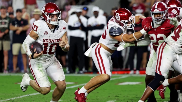 Oklahoma Sooners Clinch Narrow Victory Over Alabama 23-21