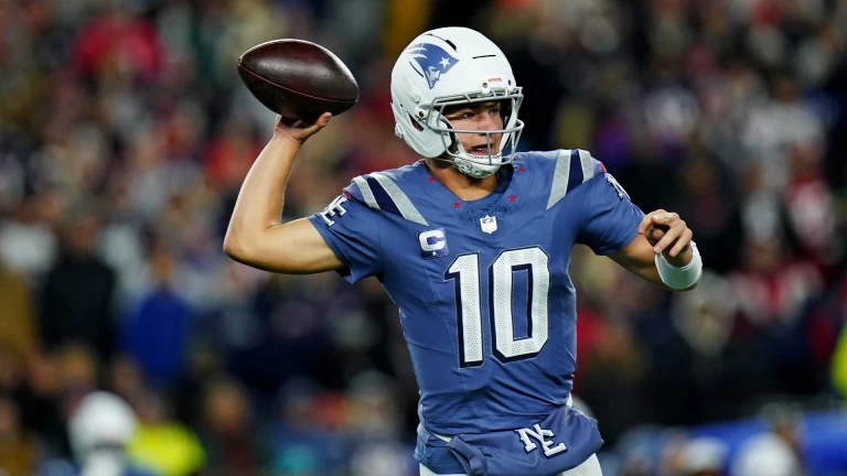 Patriots' Winning Streak Hits 8 as Drake Maye Eyes MVP