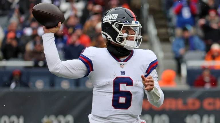 Giants QB Jaxson Dart Set to Return vs. Lions on Sunday