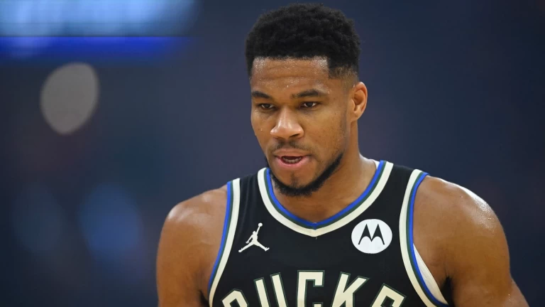 NBA Faces Crisis as Star Players Continue to Battle Injuries