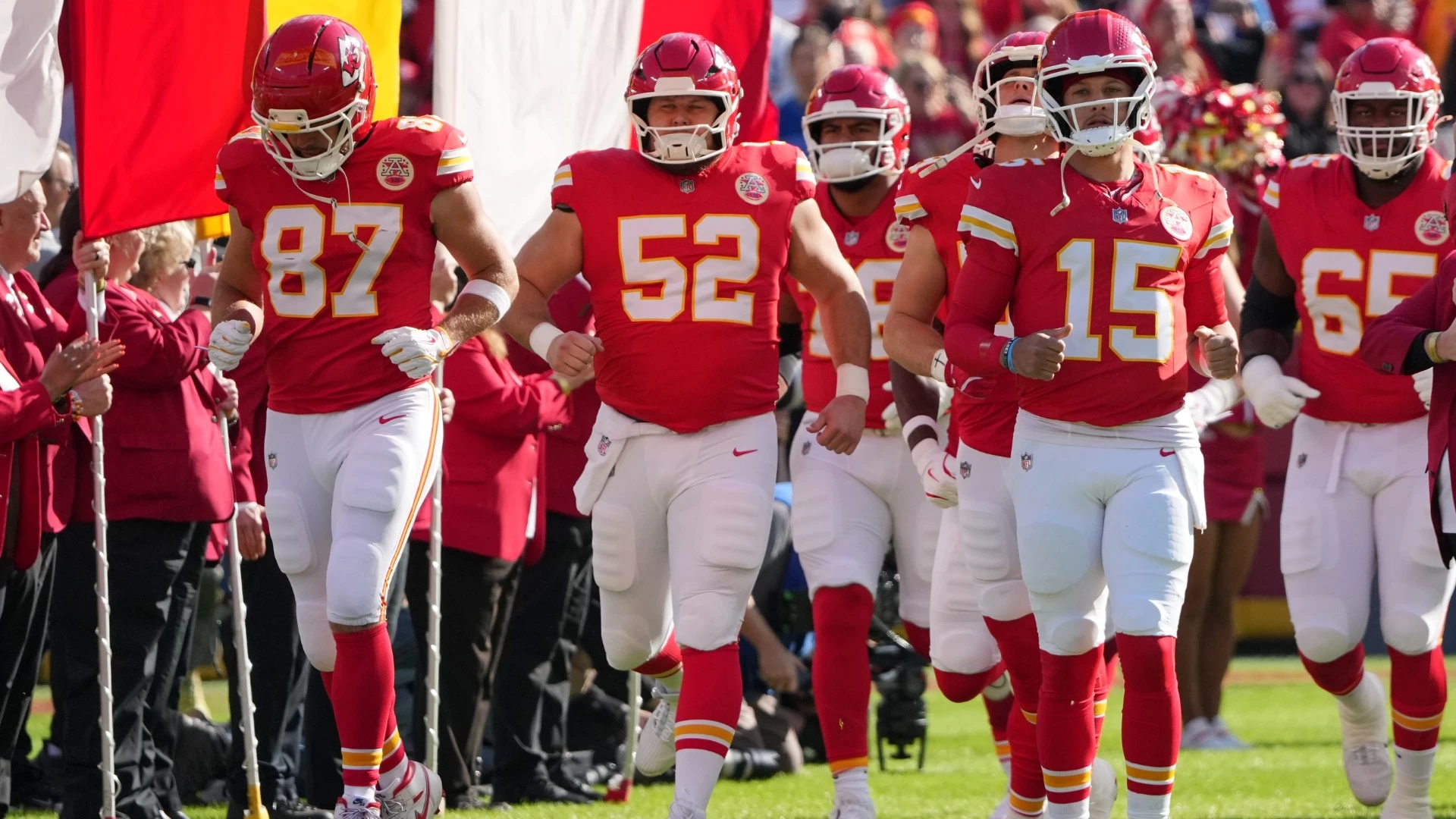 Chiefs Narrowly Advance to 6-5 After Tense Game Yesterday