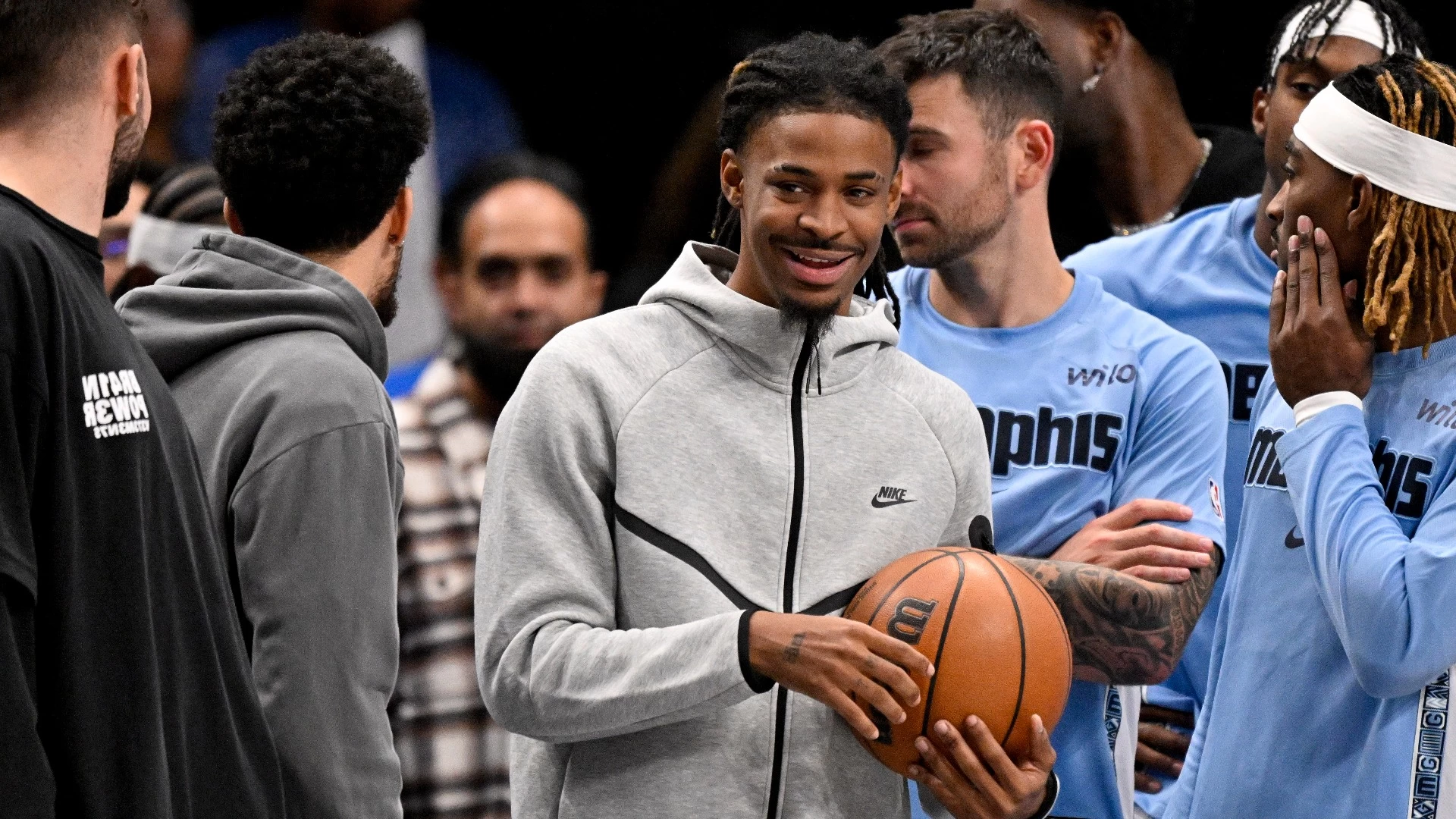 Klay Thompson Critiques Ja Morant: Accountability & Trash Talk