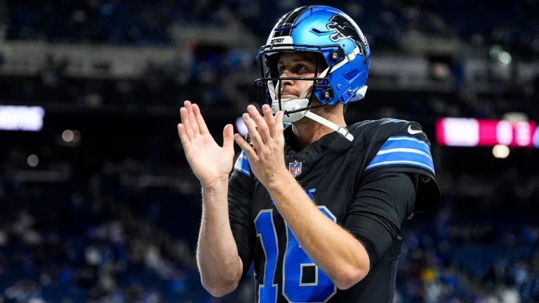Lions Favored by 2.5 Points vs. Packers at Home on Thanksgiving