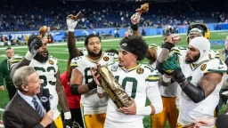 Green Bay Completes Season Sweep Over Detroit on Thanksgiving