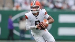 Dillon Gabriel's Wife Weighs in on Current QB Battle