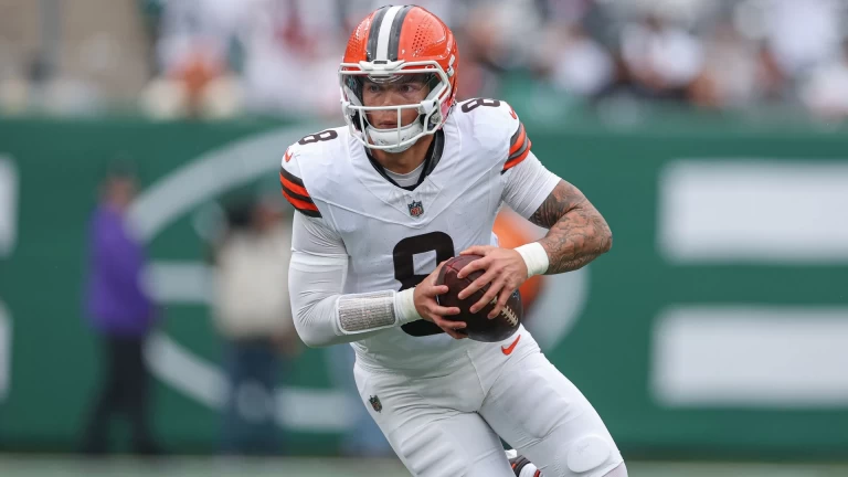 Dillon Gabriel's Wife Weighs in on Current QB Battle