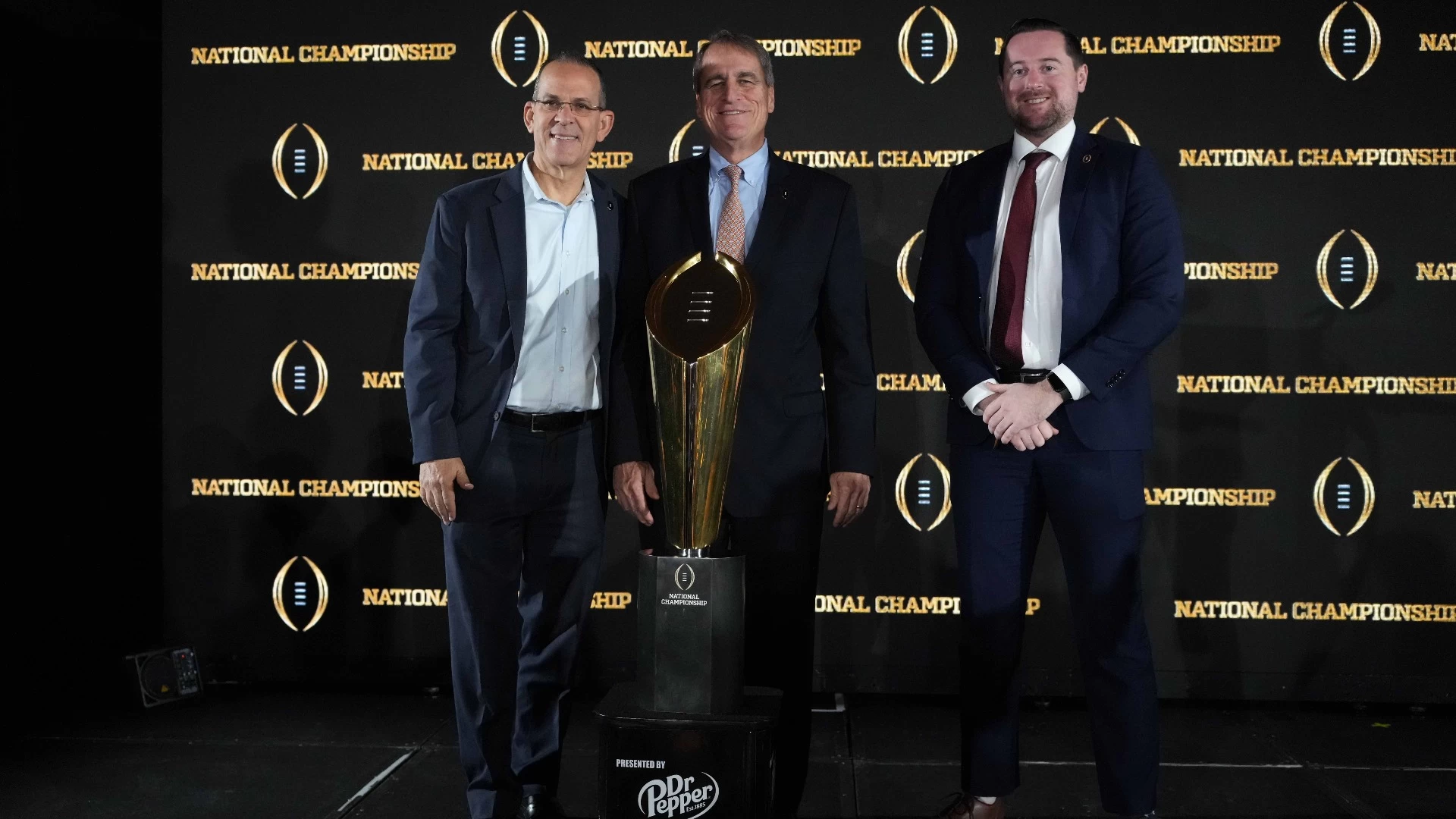Latest College Football Playoff Rankings & Legal Sports Report