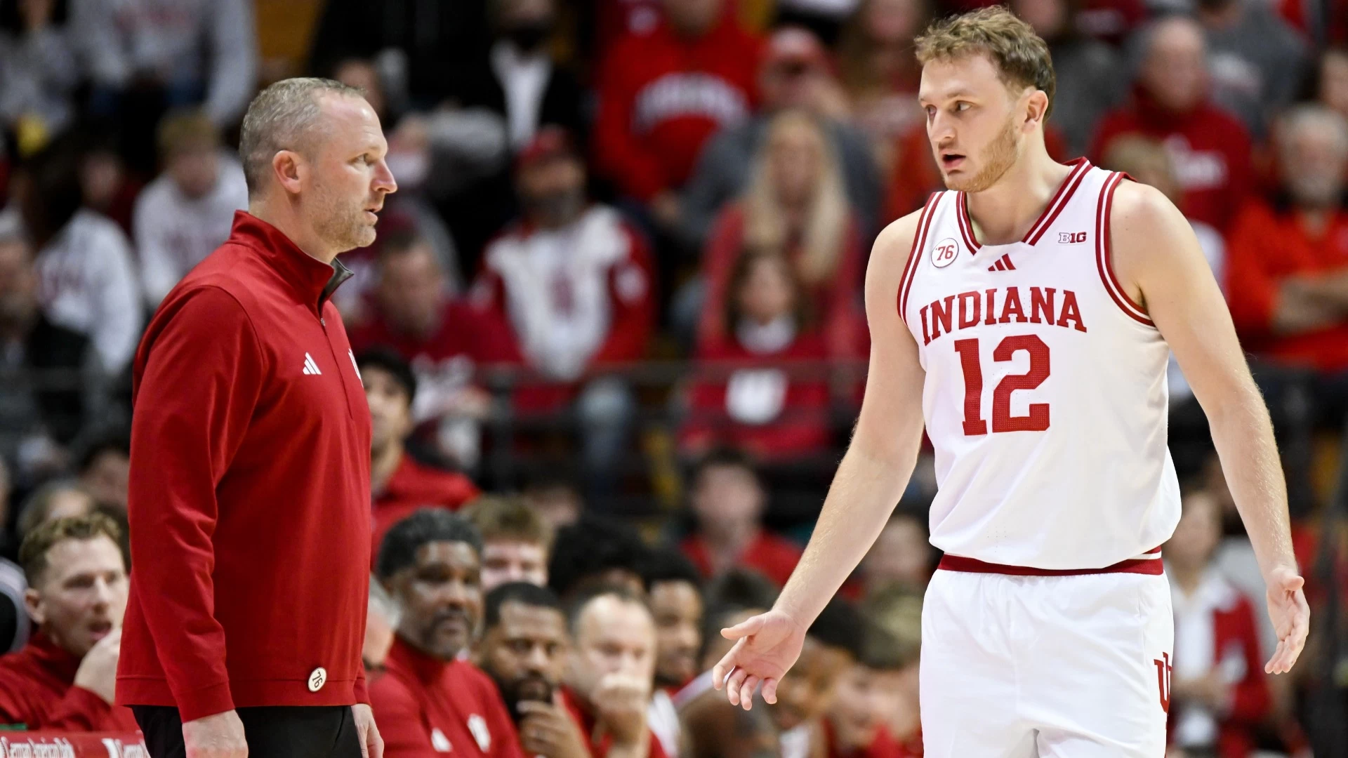 Darian DeVries Revitalizes Indiana Basketball Team