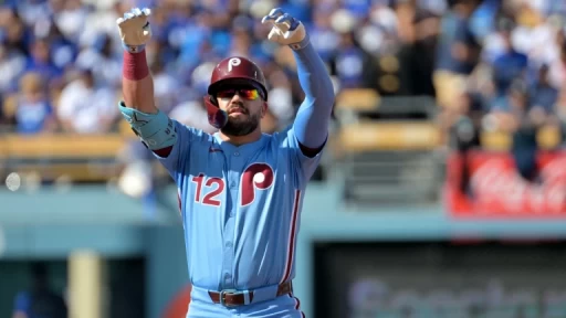 Kyle Schwarber Rejoins Phillies with 5-Year, $150M Deal